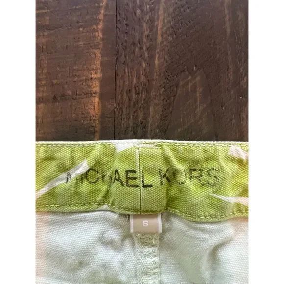 Michael Kors Women's Denim Palm Leaf Cut-Off Jean Shorts Green Size 6 tj d - Picture 3 of 8